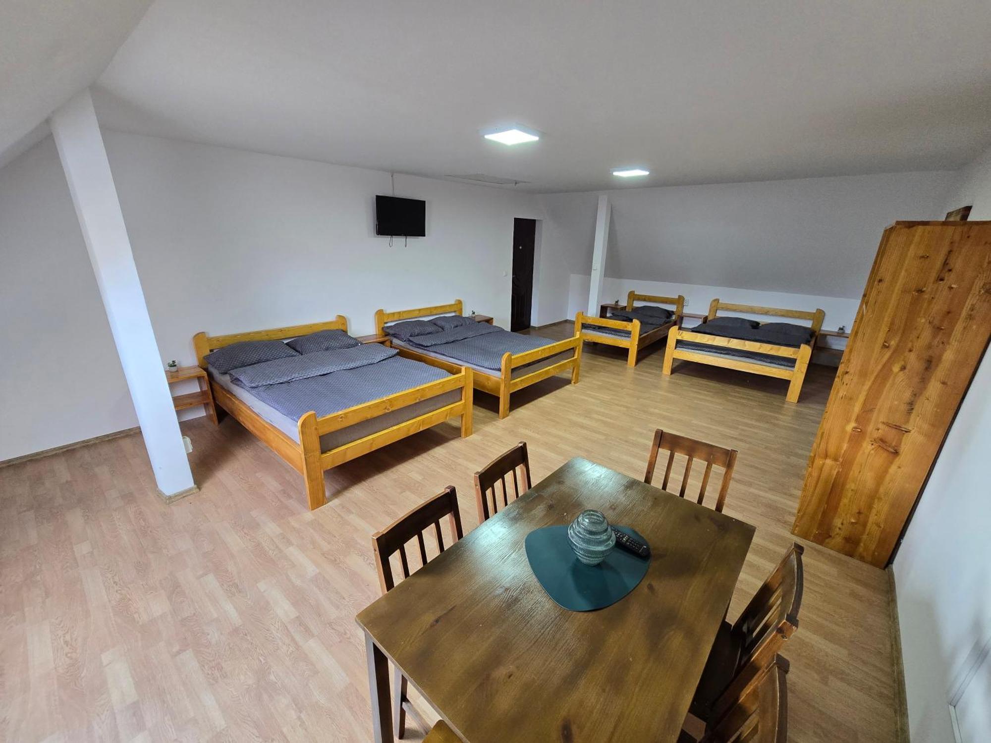 Antal Guesthouse Ghimeş-Făget Exteriör bild